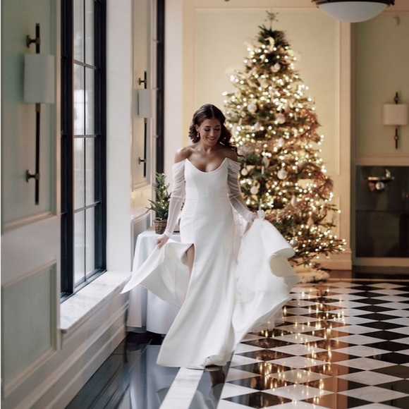 Sarah Seven Brontë - Picture 2 of 9